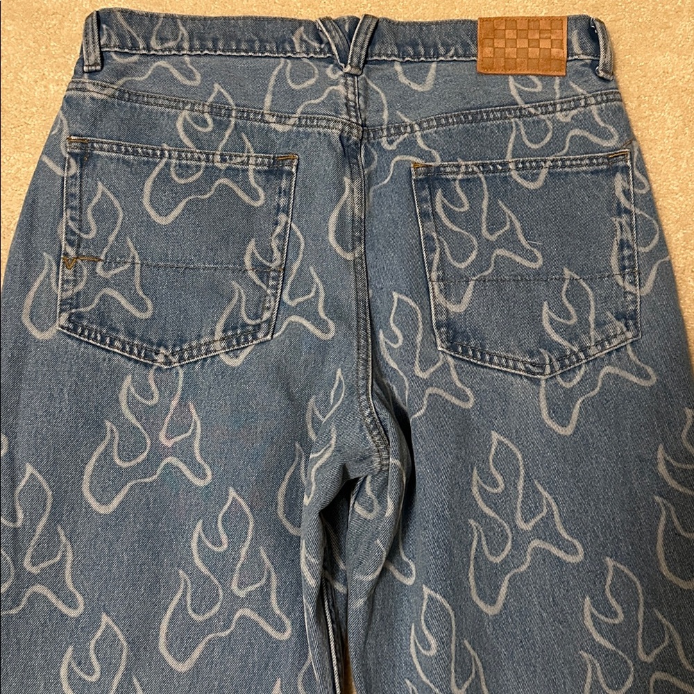 Vintage Vans Check -5 Blaze loose denim jeans featuring flame print size 33x31 - Picture 11 of 12